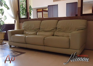 Замена обивки (перетяжка) мебели для холла отеля "Минск"