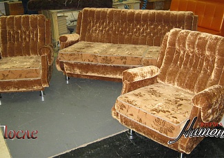Перетяжка комплекта румынской мебели