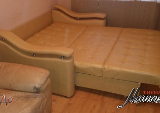 Перетяжка обивки комплекта мебели