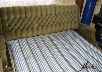 Перетяжка комплекта румынской мебели