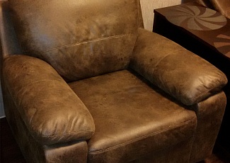 Перетяжка обивки комплекта мебели