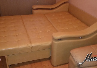 Перетяжка обивки комплекта мебели