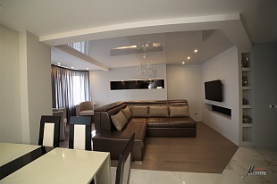 Угловой диван "Миоры" по проекту дизайнера